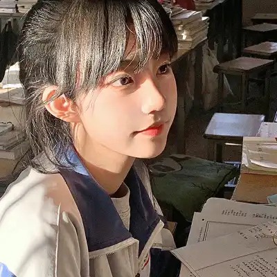 邱湛蓝